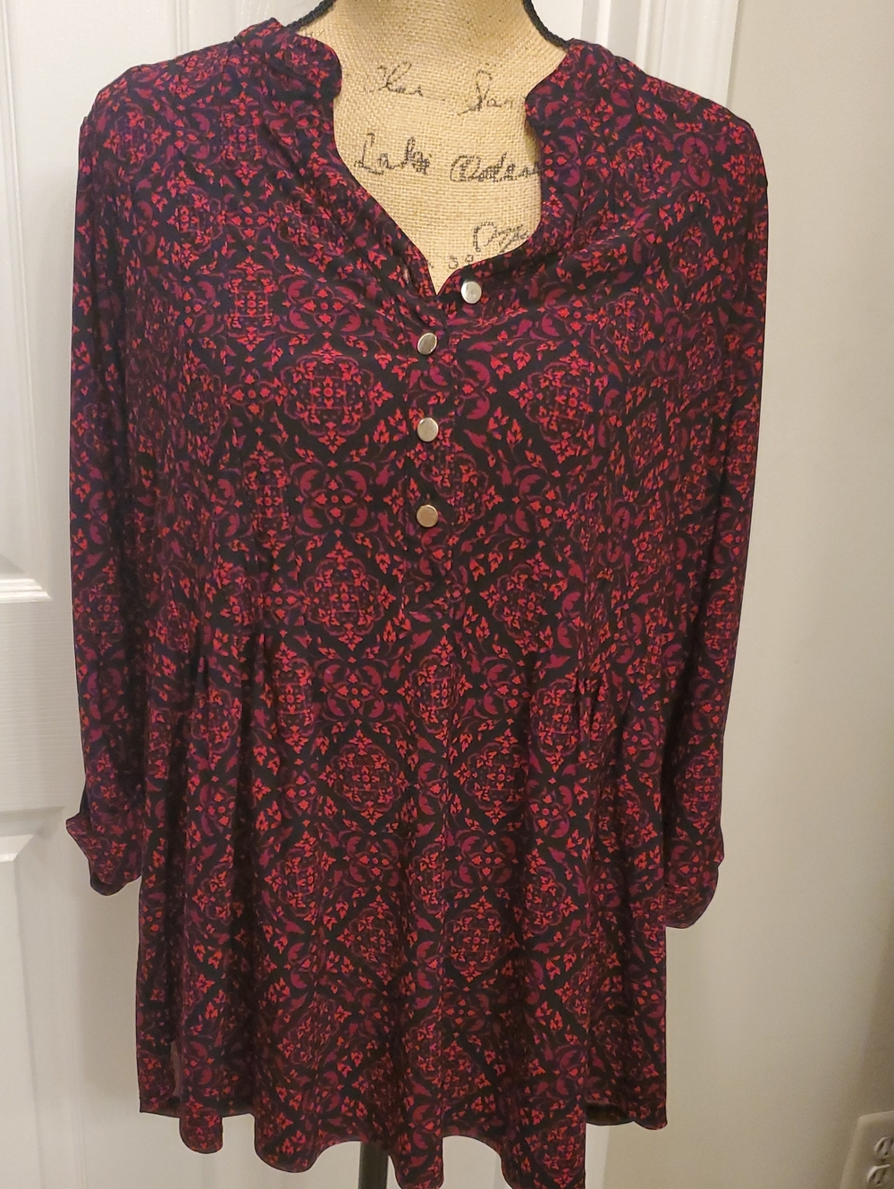 Printed Long-Sleeve Tunic Dress in Navy and Red